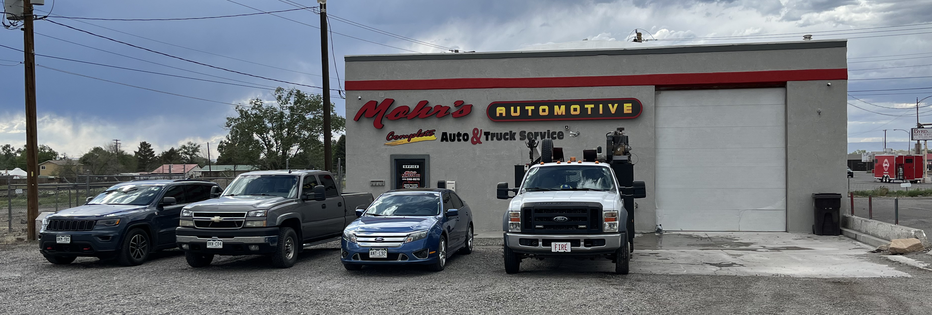 Family at Mohr's Automotive